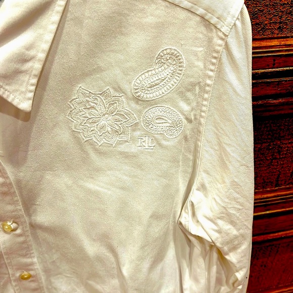 Lauren Ralph Lauren women’s long sleeve partially embroidered white shirts - Picture 2 of 6